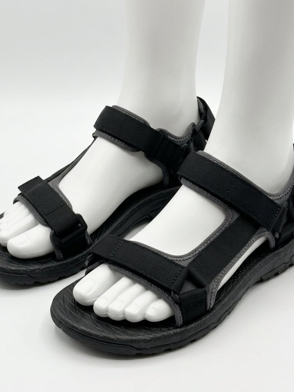 Men's Ecko Unltd Athletic Strappy Sandals Grey Black Size 9.5 US